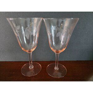 Set Of 2 Pink Etched Depression Floral Wine Glasses